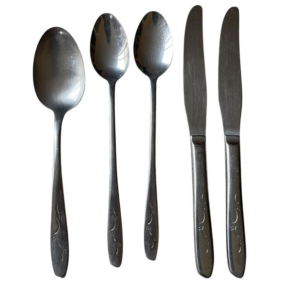 12 pc Silco MARDI‎ GRAS Stainless International Silver MCM Knives Spoons Forks - Picture 4 of 6